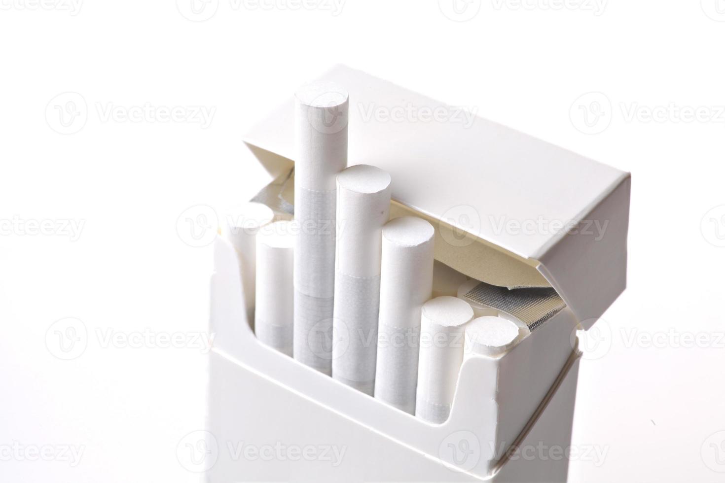 paquete de cigarrillos foto
