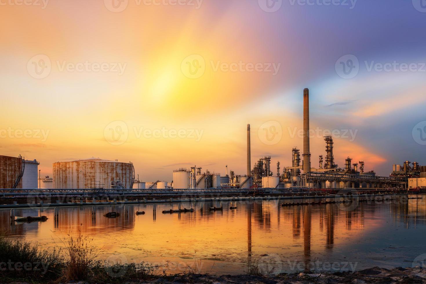 industria petroquímica de refinería de petróleo foto