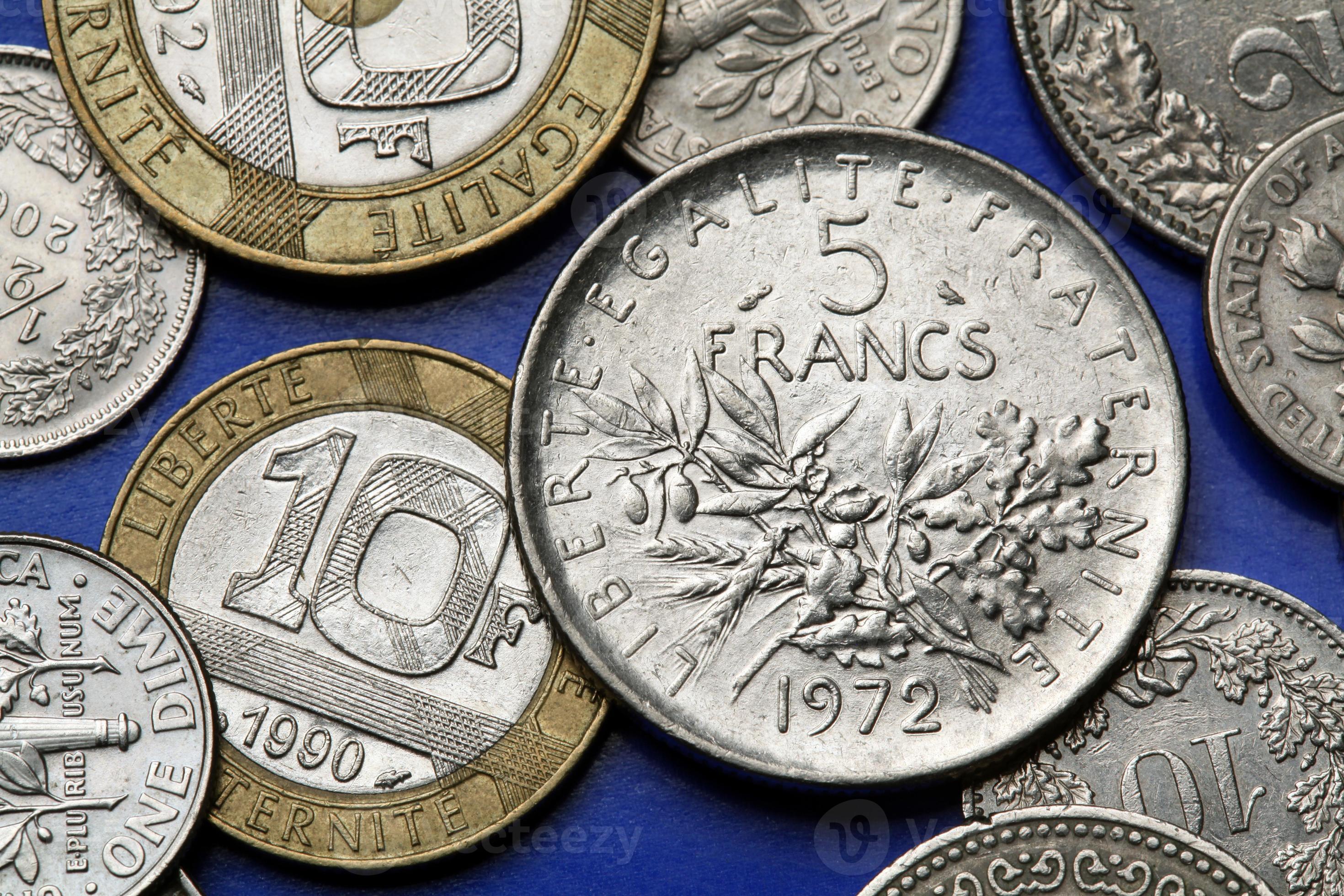 Франция богатство. Денежная валюта Франции. Деньги Франции до евро. Французские монеты. Национальная валюта Франции.