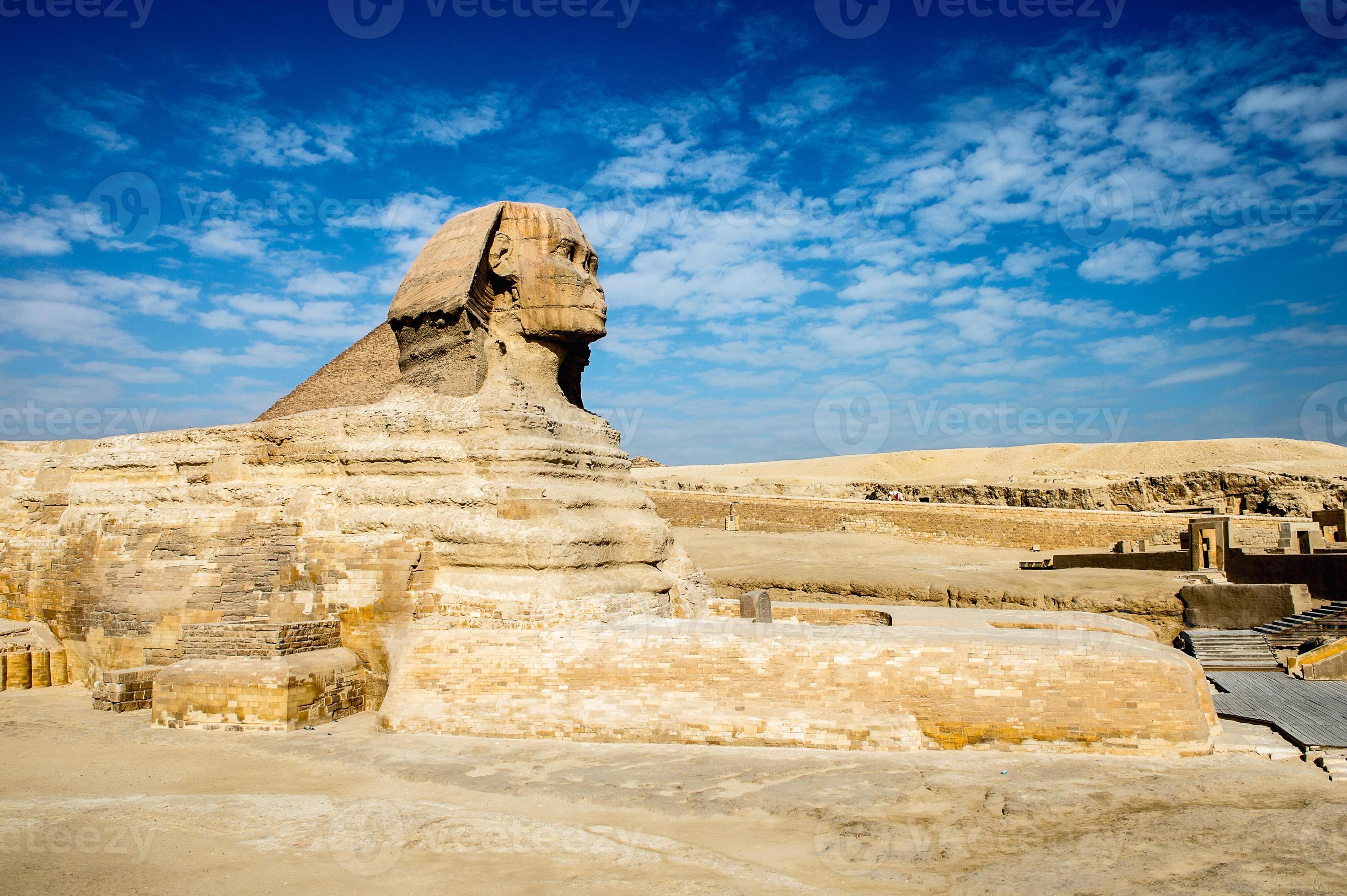 giza necropolis tourism