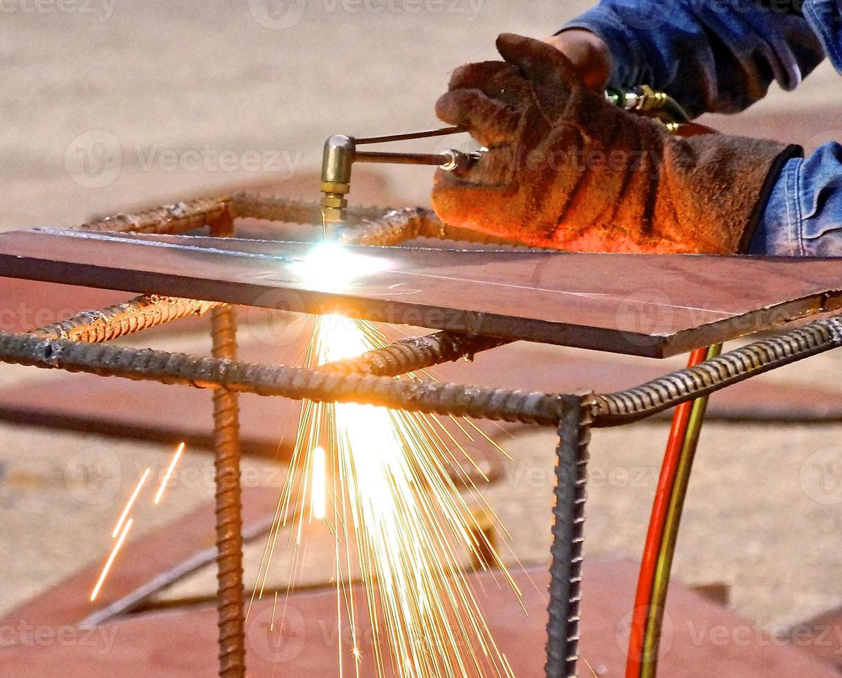 Oxygen and acetylene torch cutting steel with sparks 1178682 Stock