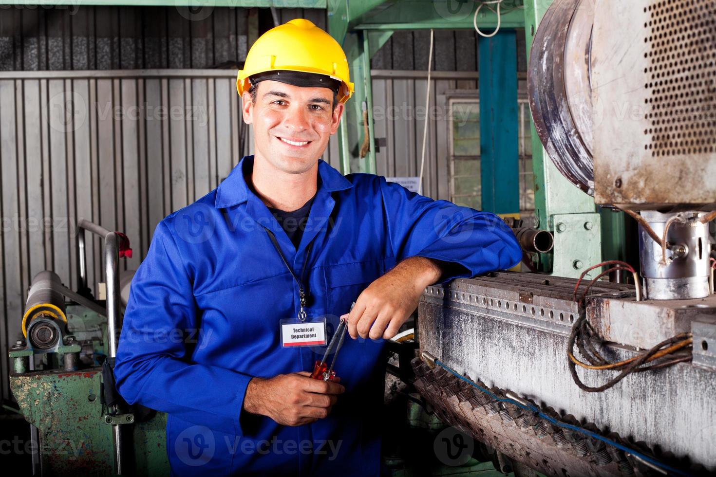 industrial mechanical technician photo