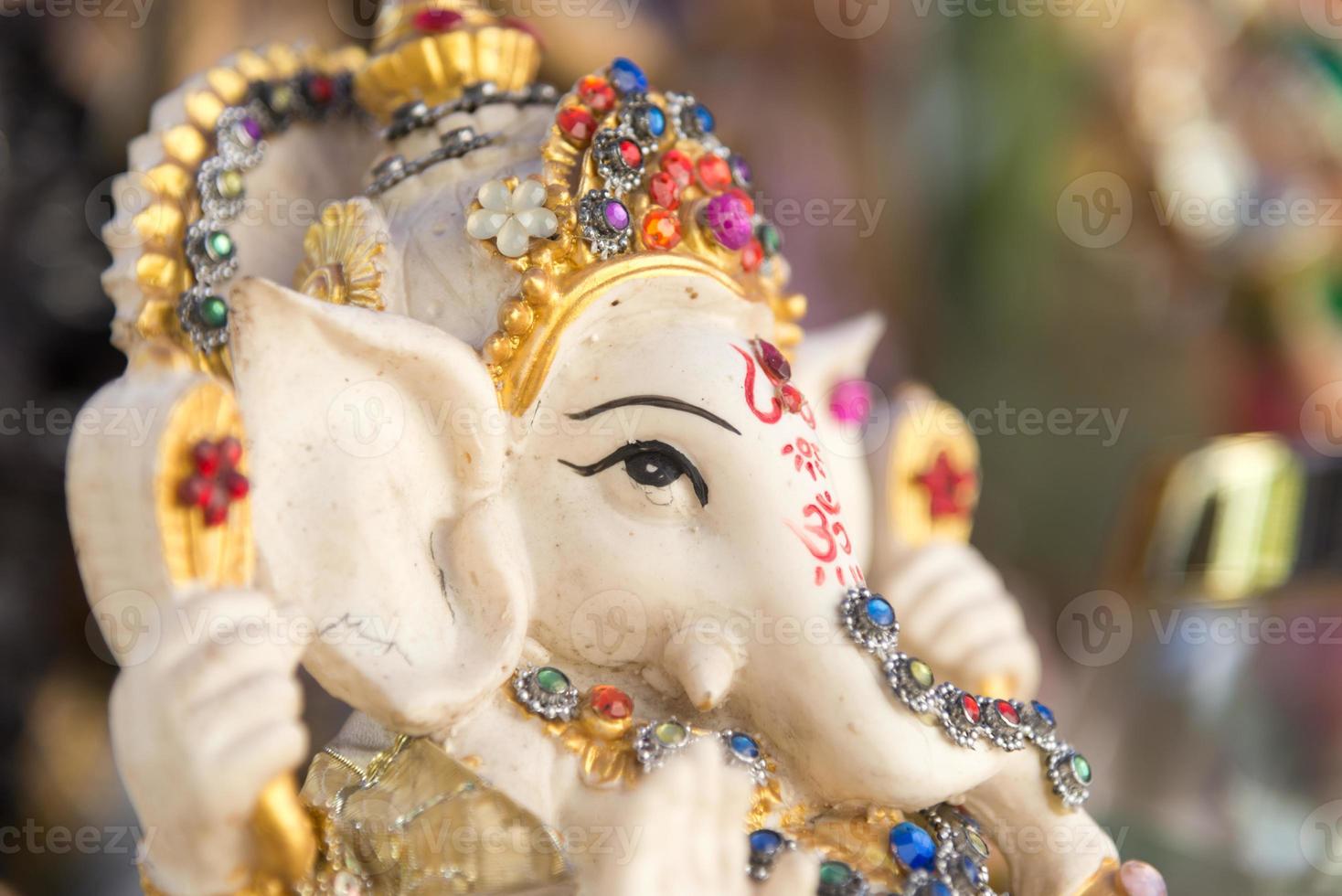 Ganesh, dios elefante, figura de cerca foto