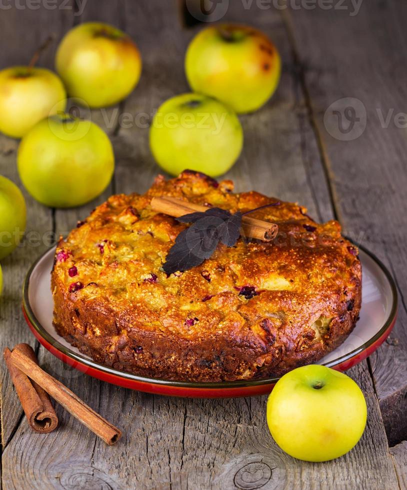 tarta de manzana con canela foto