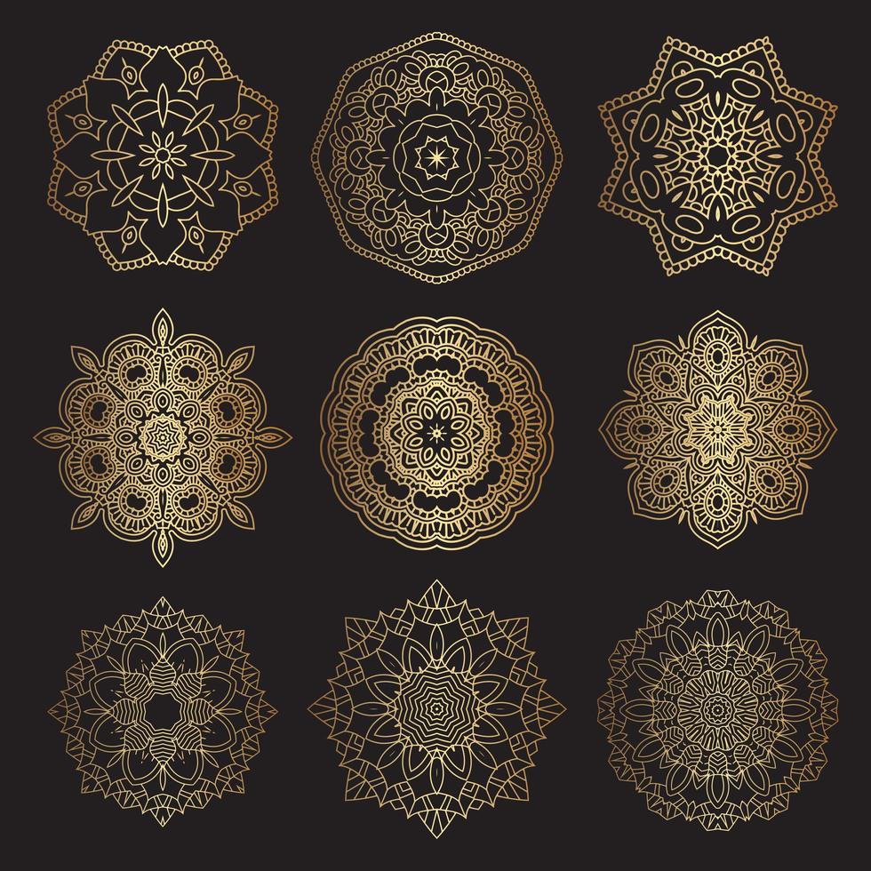 diseños decorativos de mandala en oro y negro vector