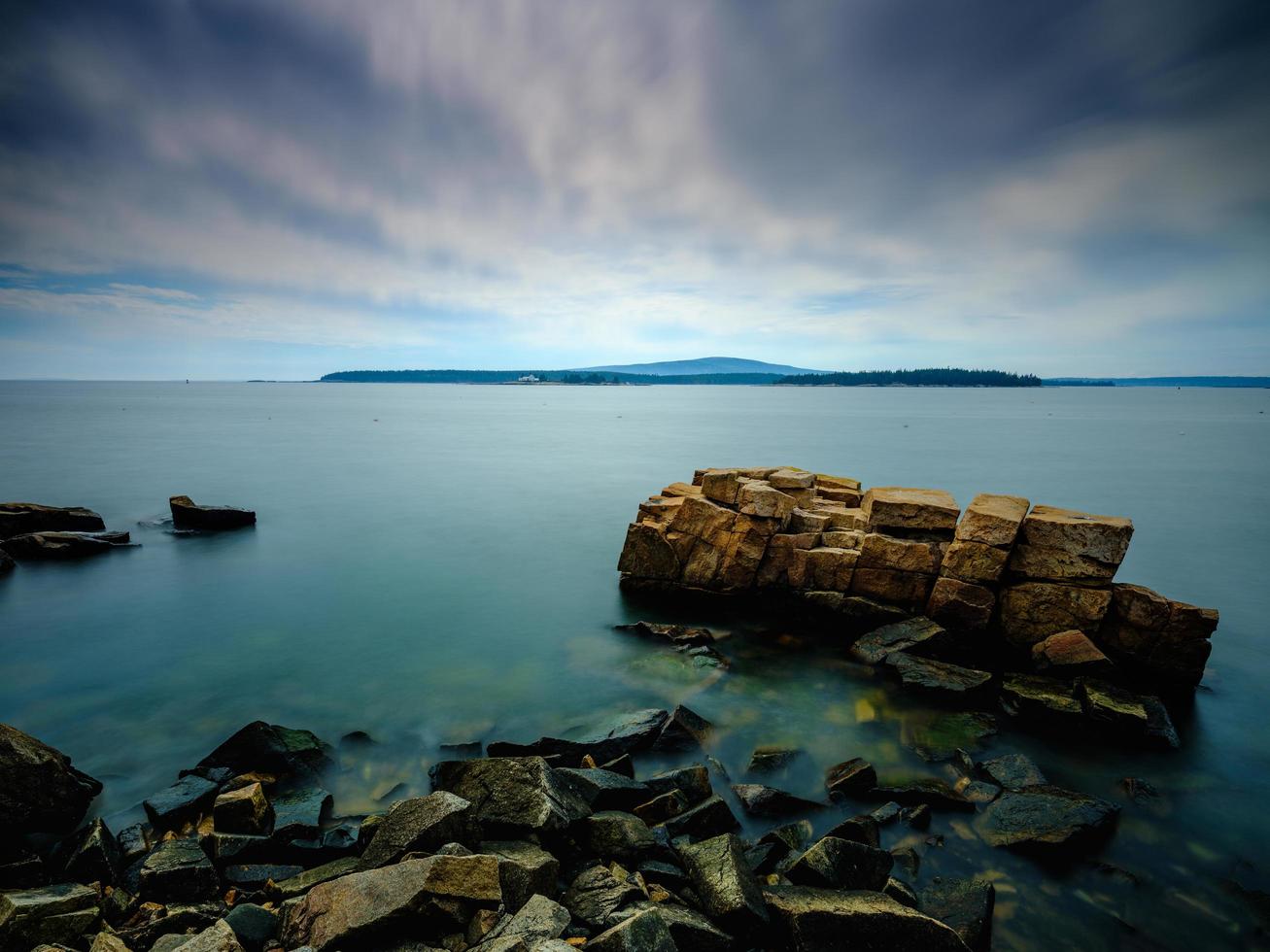 larga exposición de una vista al mar foto