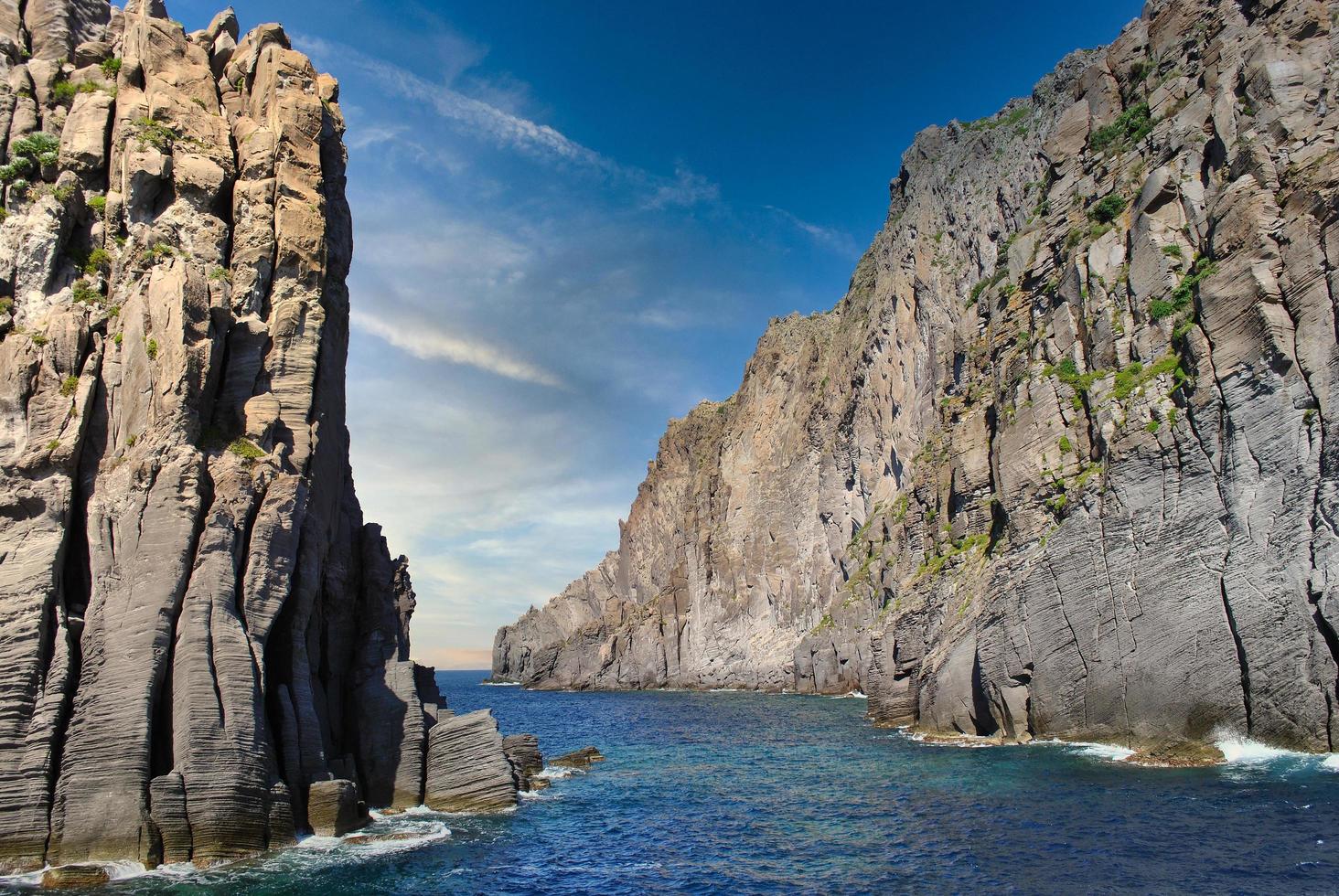 isla de panarea en las islas eolias foto