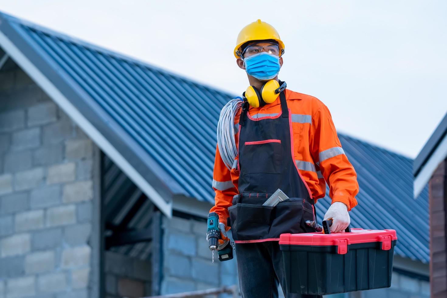 trabajador de la construcción vistiendo ppe foto