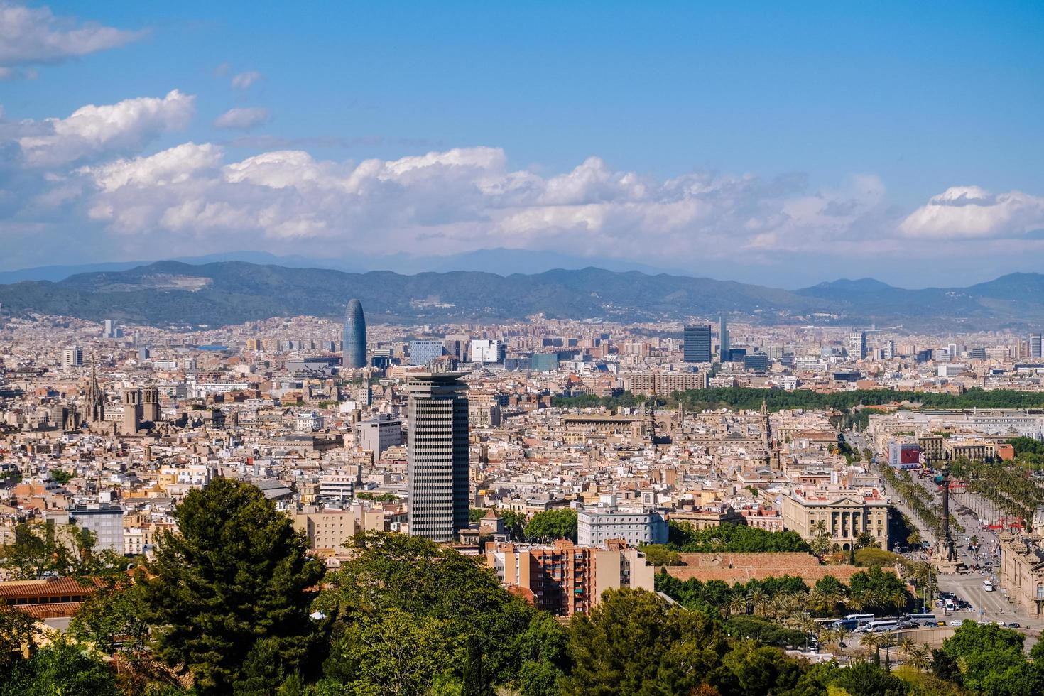 vista del paisaje urbano de barcelona foto