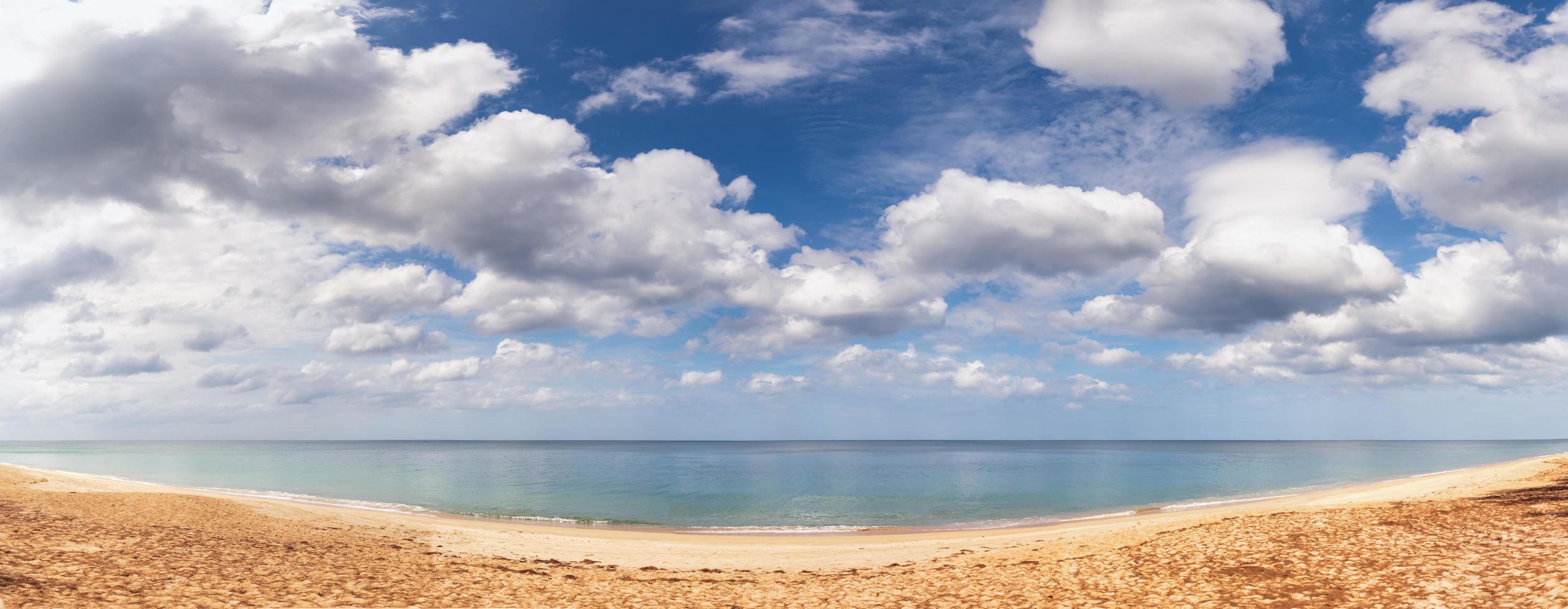 vista panorámica del mar de andaman foto