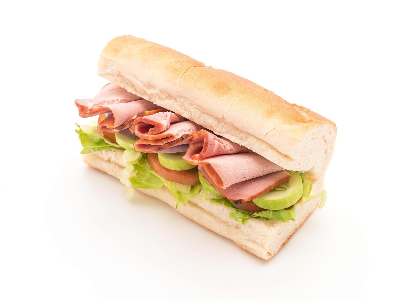 sándwich submarino de jamón y ensalada foto