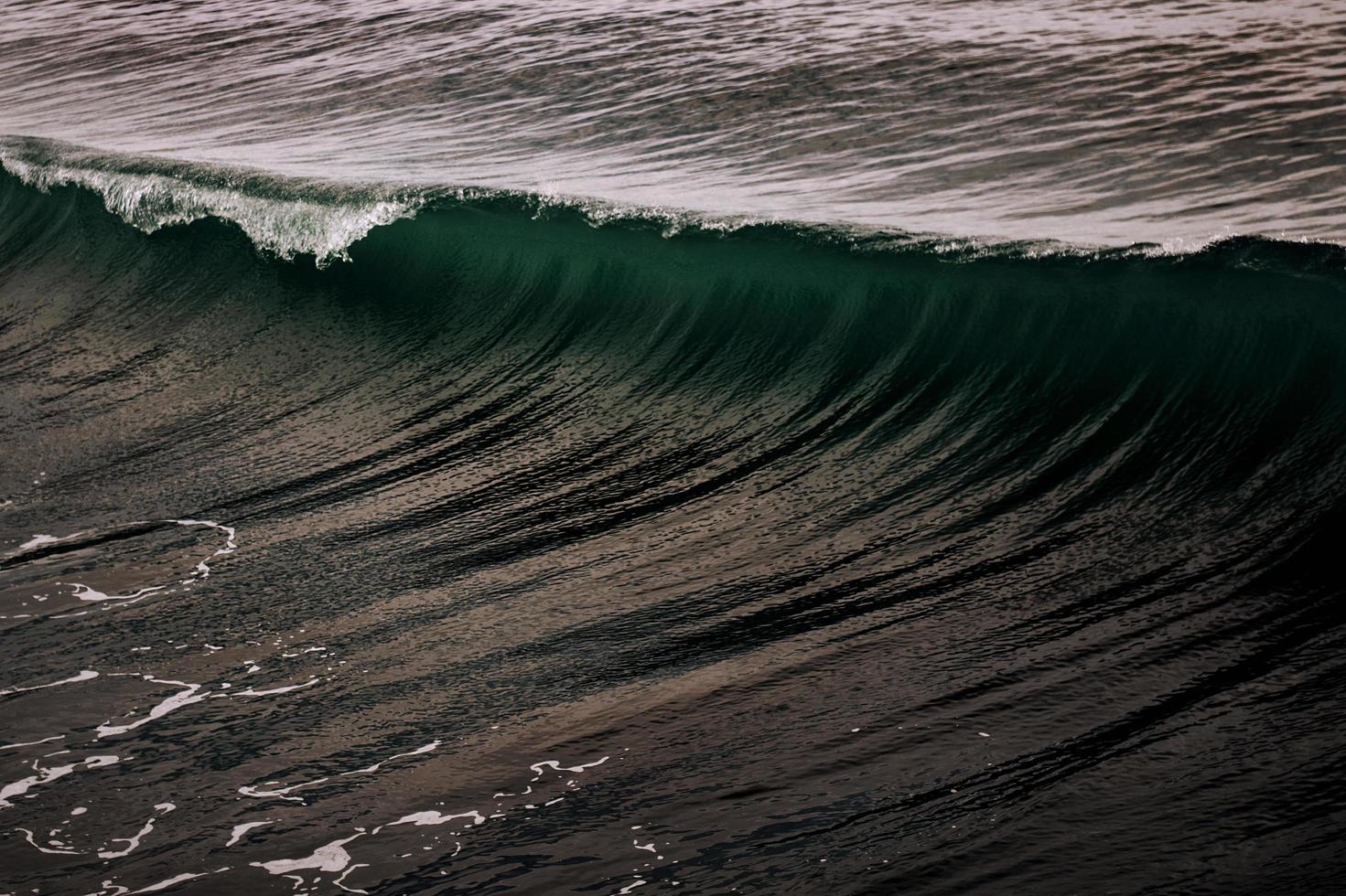 Dark sea waves photo