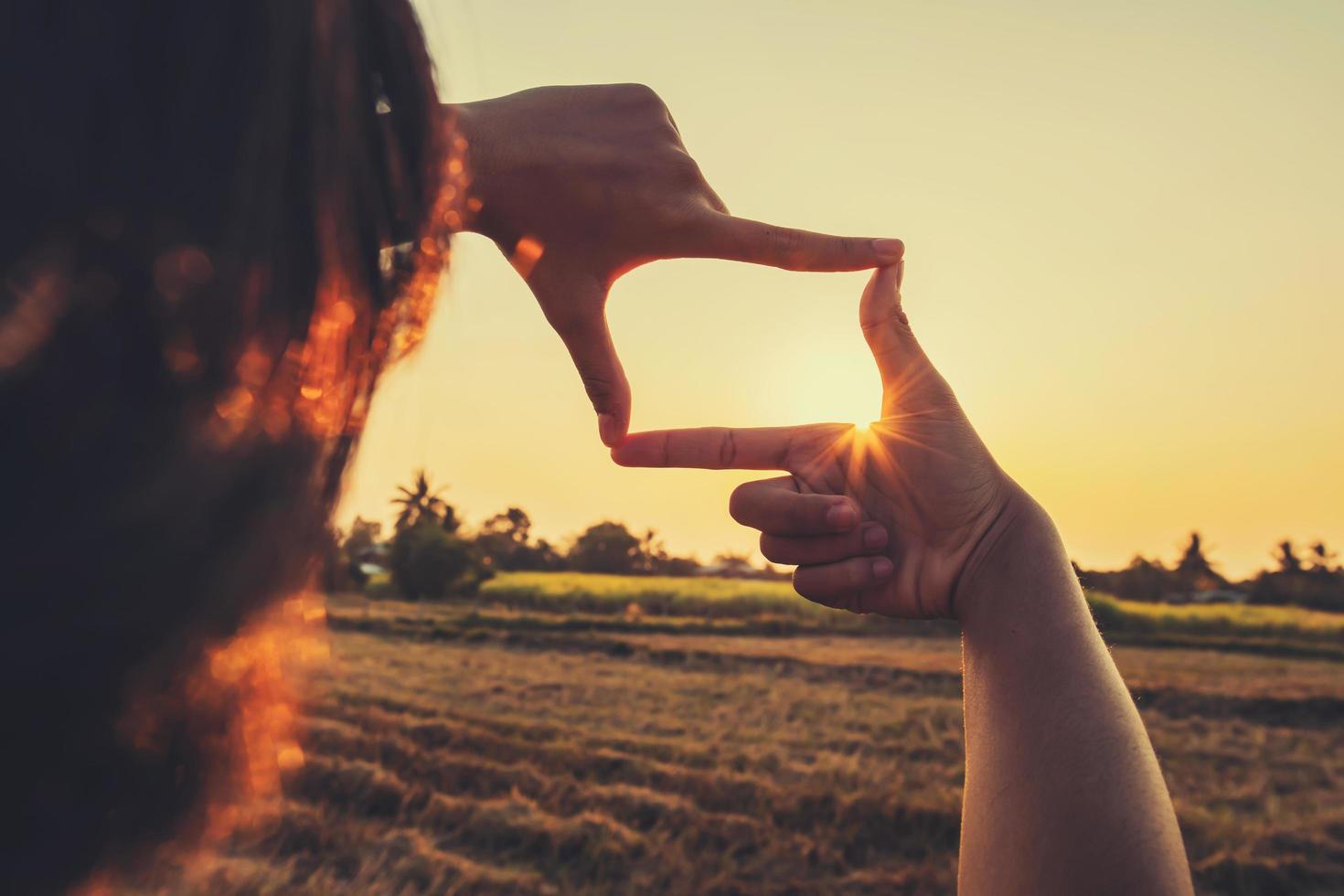 Woman making framing gesture  photo