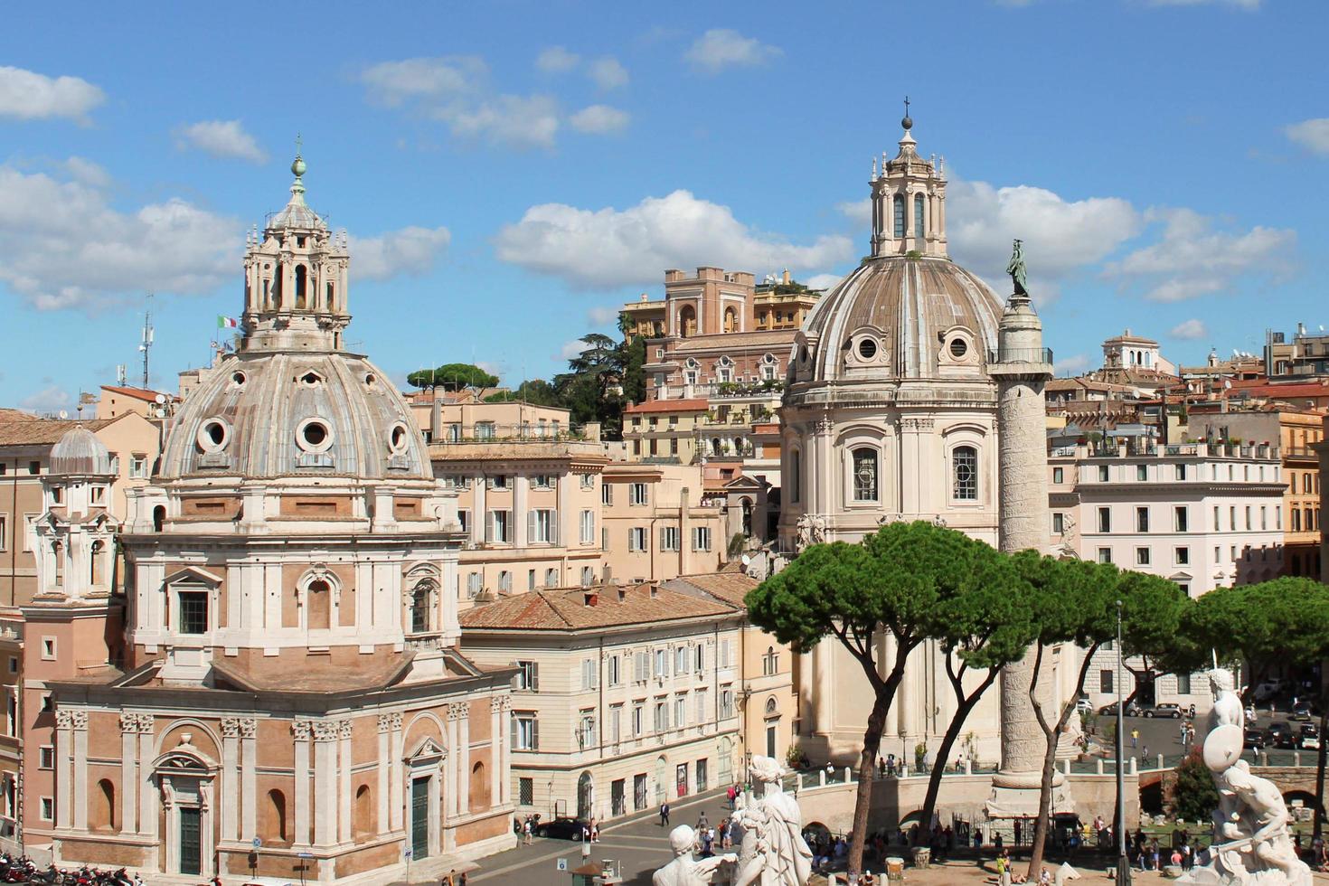 edificios en roma foto