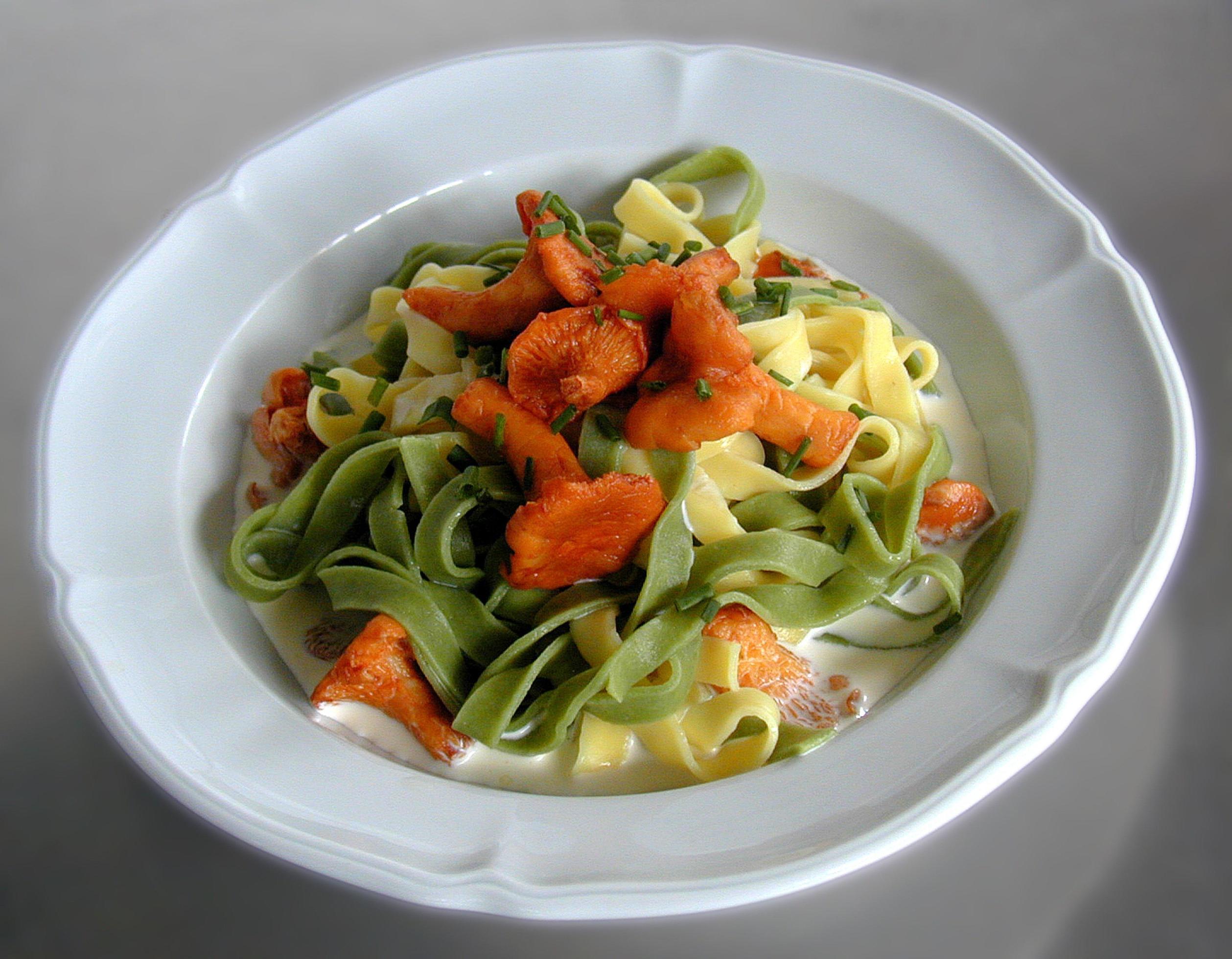 Noodle mushroom dish 1269477 Stock Photo at Vecteezy