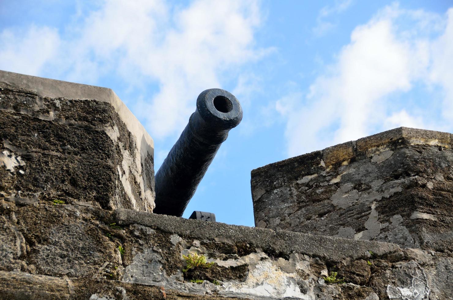 cañón en la fortaleza foto