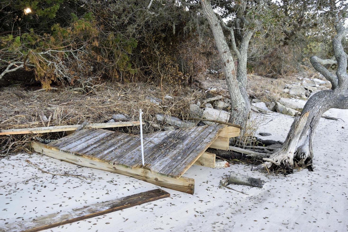 Pier damaged by Hurricane Matthew photo