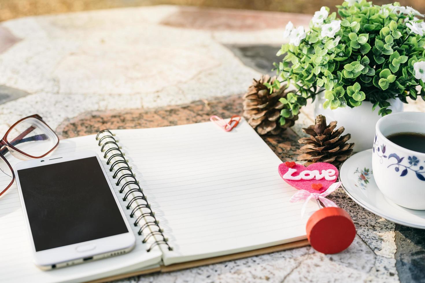 primer plano, de, un, cuaderno vacío foto