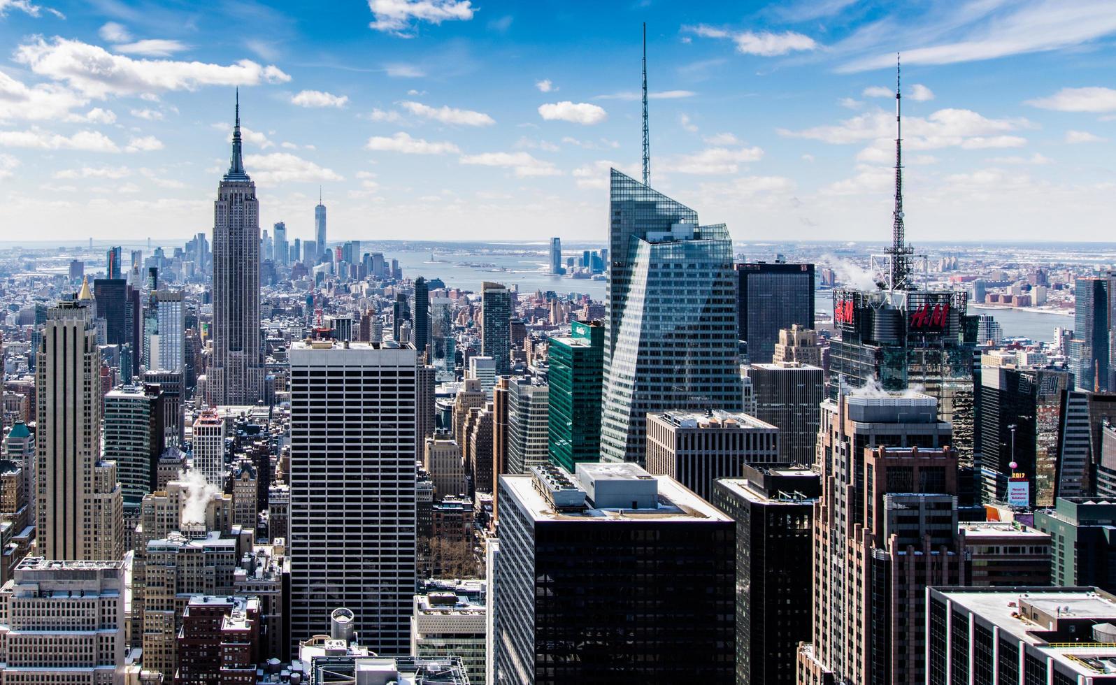 Birds-eye photography of city skyline photo