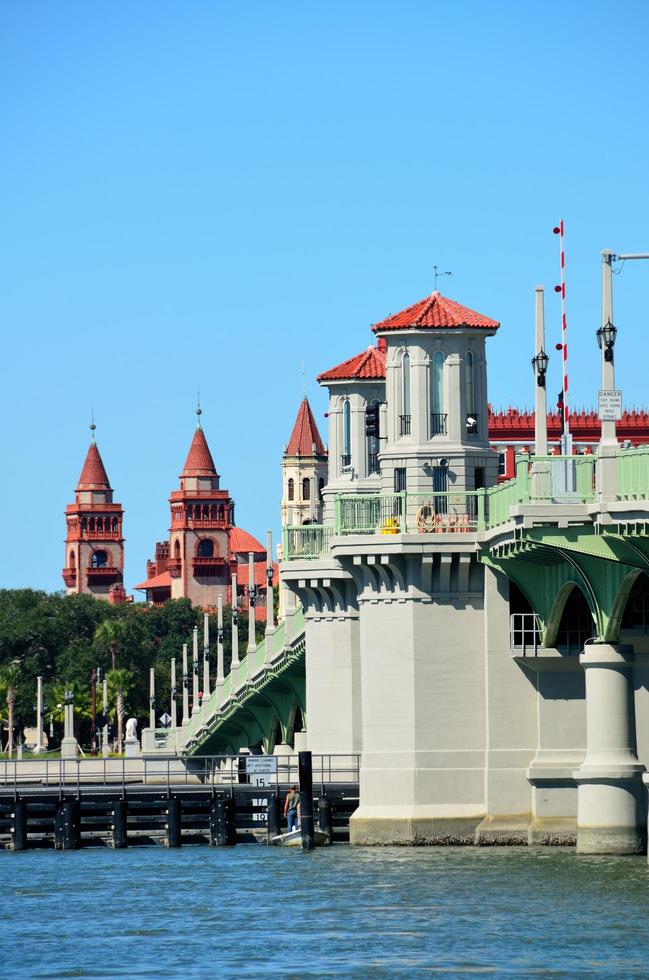 puente de leones, st. agustín foto