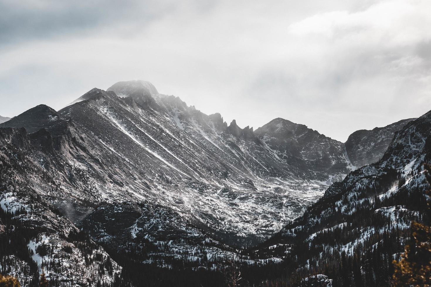 Snowy rocky mountain photo