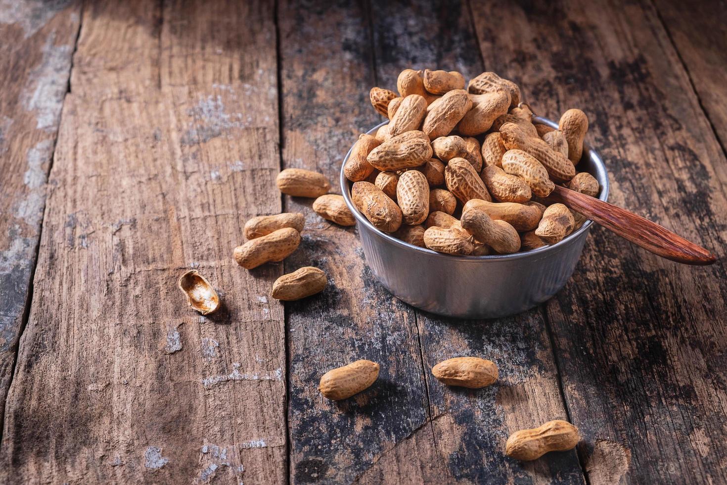 Peanuts in a bowl photo
