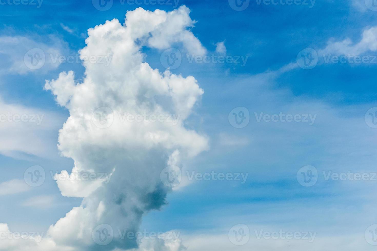Blue sky and strong cloud photo