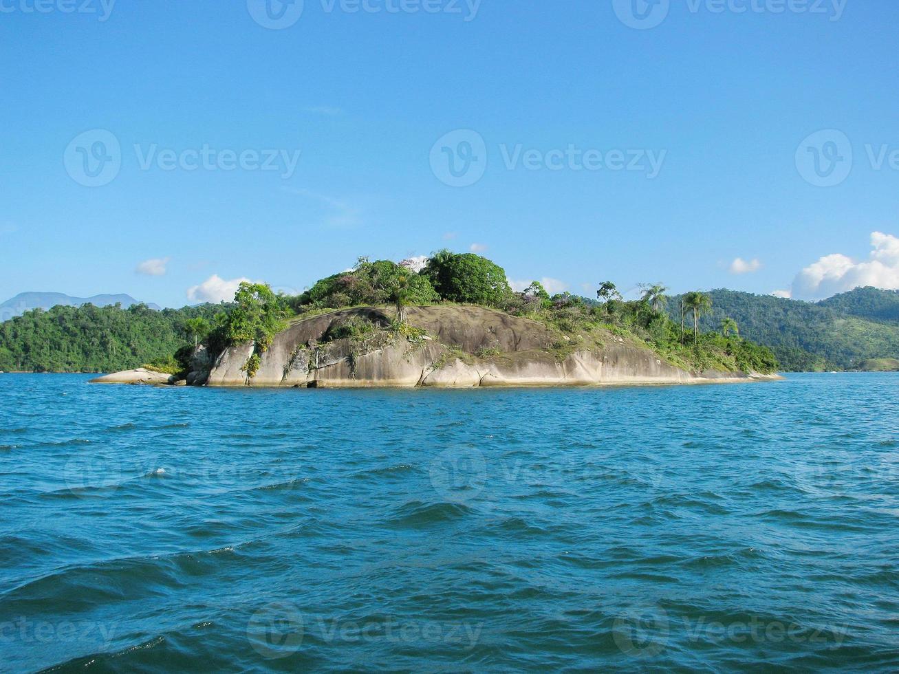 brasil: increíble costa verde ("costa verde") cerca de paraty y rio foto