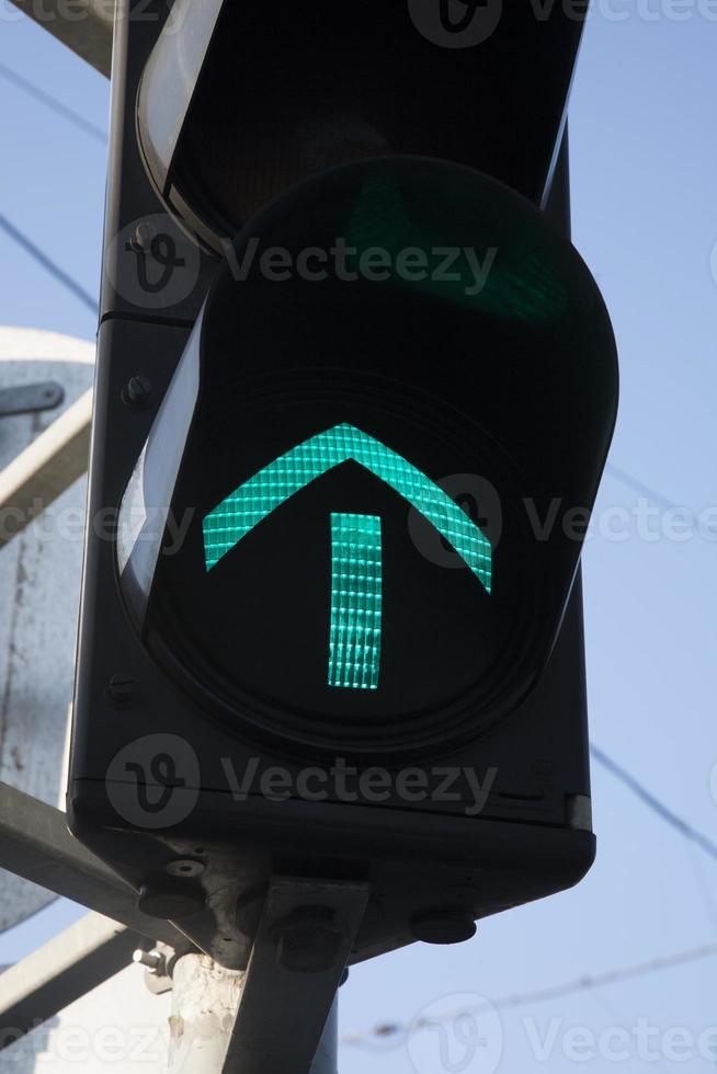 What Does A Green Arrow On A Traffic Light Mean at Tyrone Marshall blog