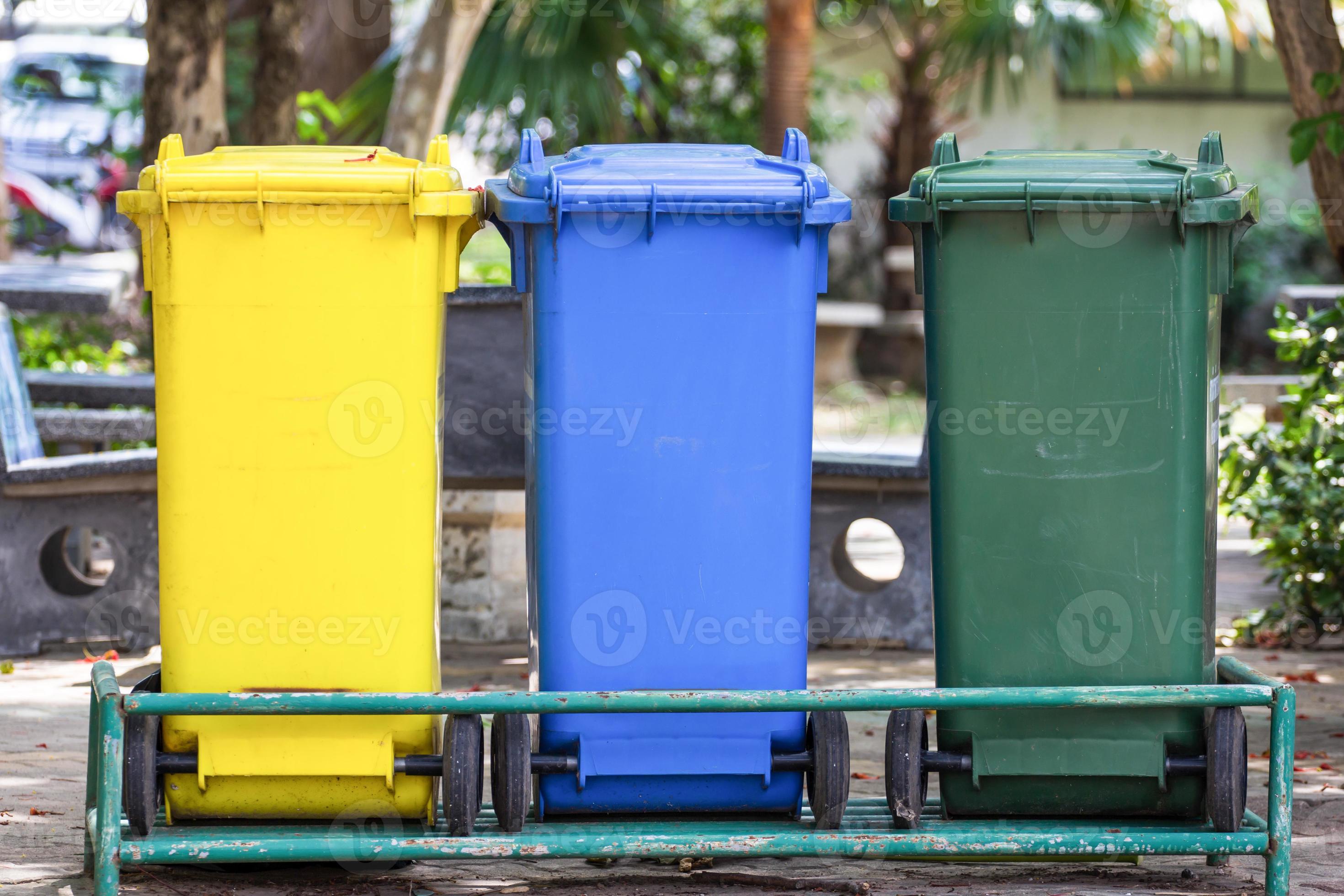 Bin 1393019 Stock Photo at Vecteezy Bin 1393019 Stock Photo at Vecteezy