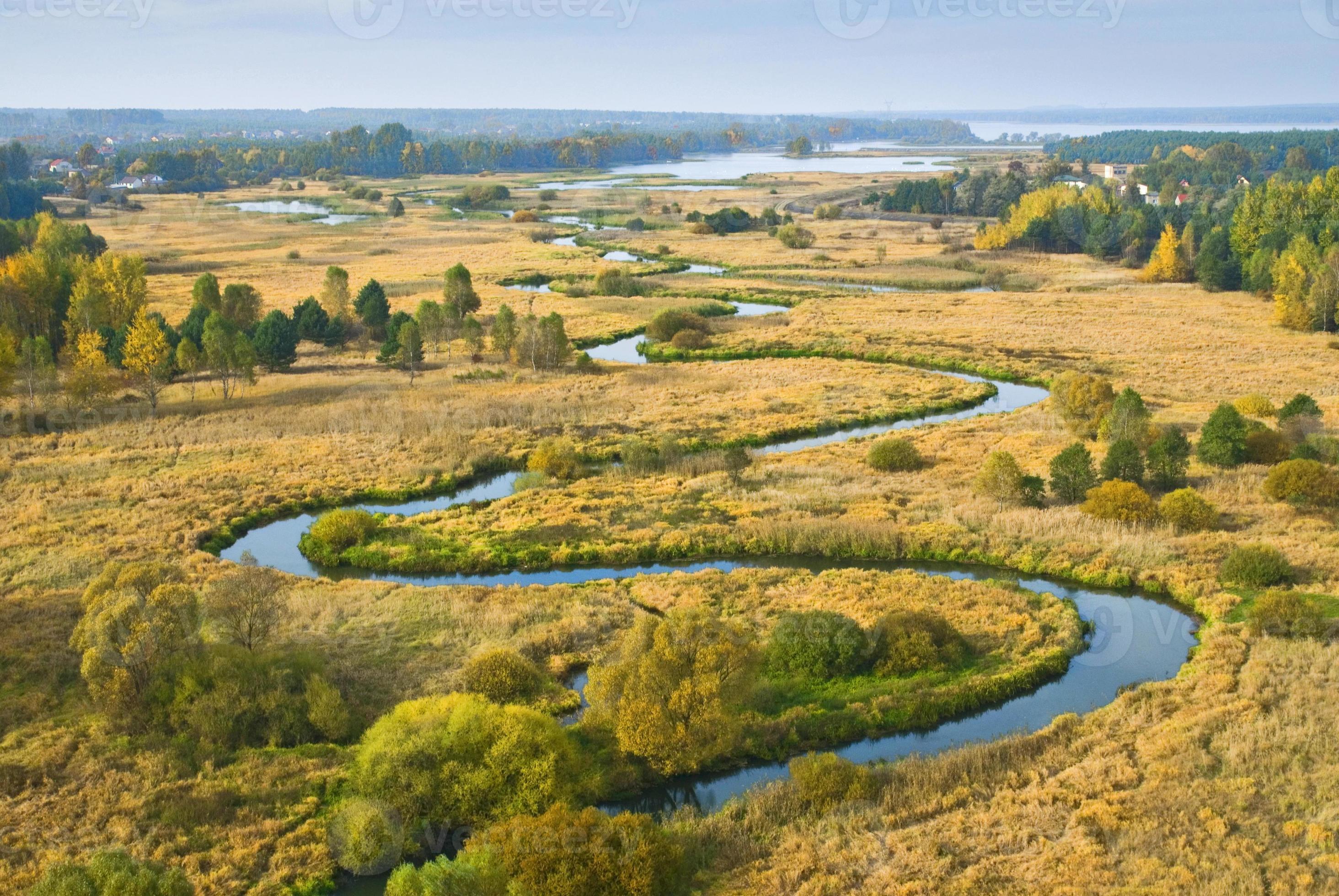 Широка река по какой идти. Стихи о реках россии. Иня (нижний приток оби). Река миссури и река миссисипи. Река волга и море.