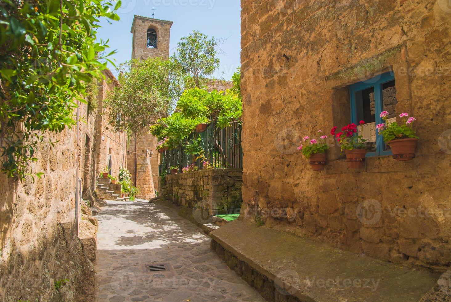 Italian medieval town of Civita di Bagnoregio, Italy 1404977 Stock ...