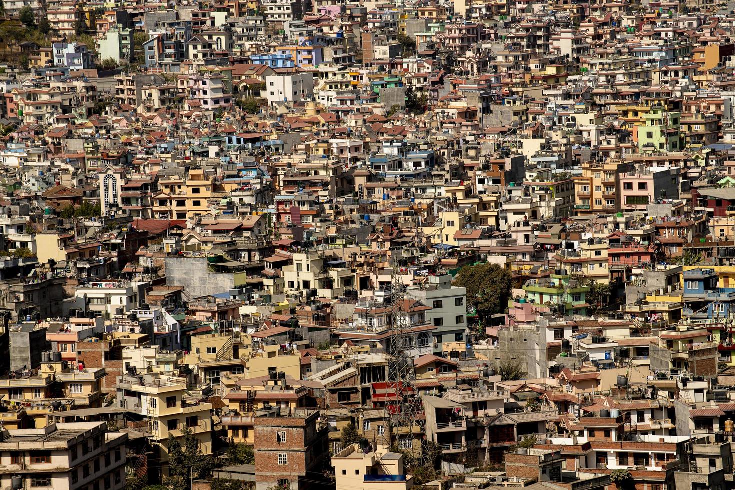 escena de la ciudad llena de gente foto