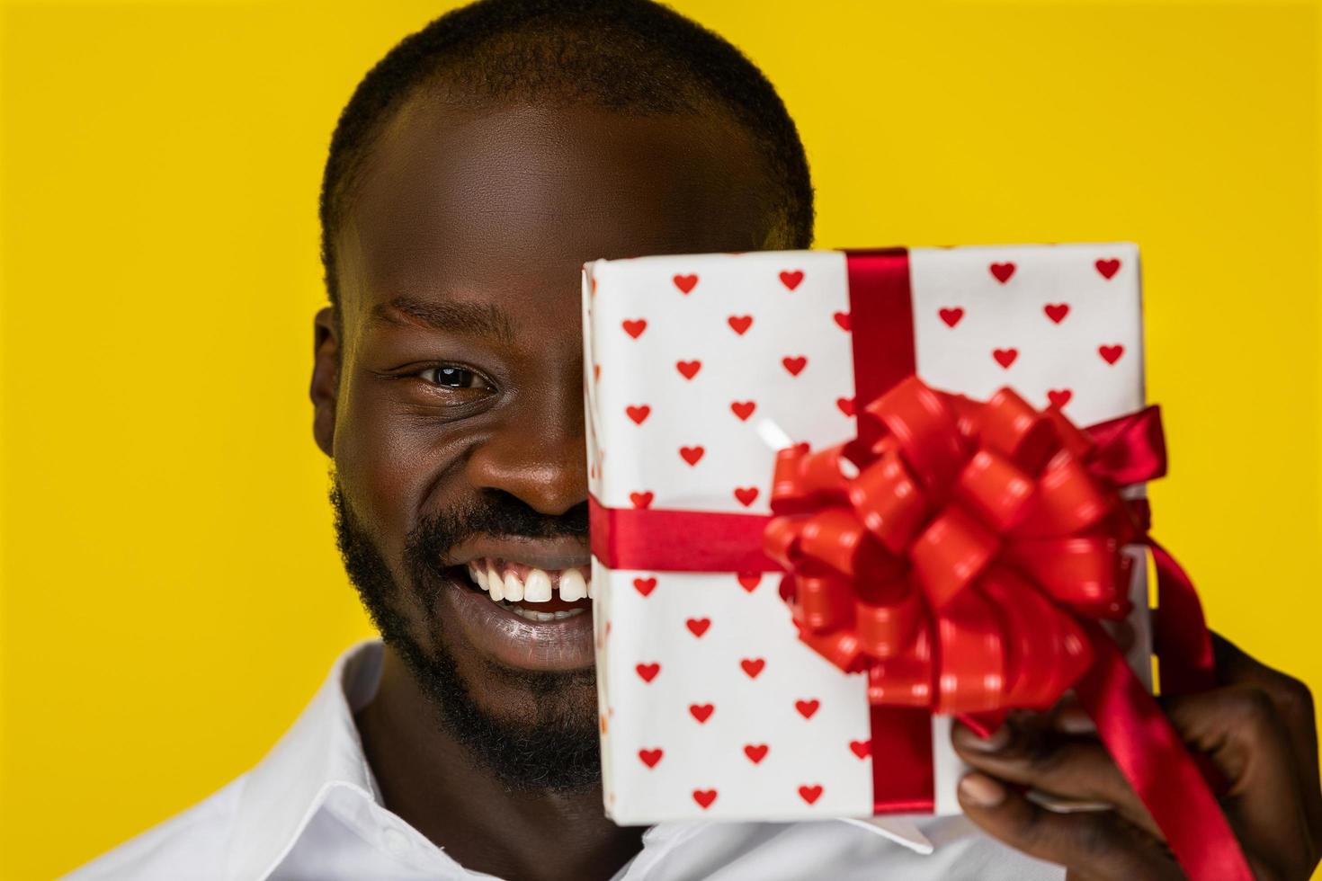 Man holding a gift photo