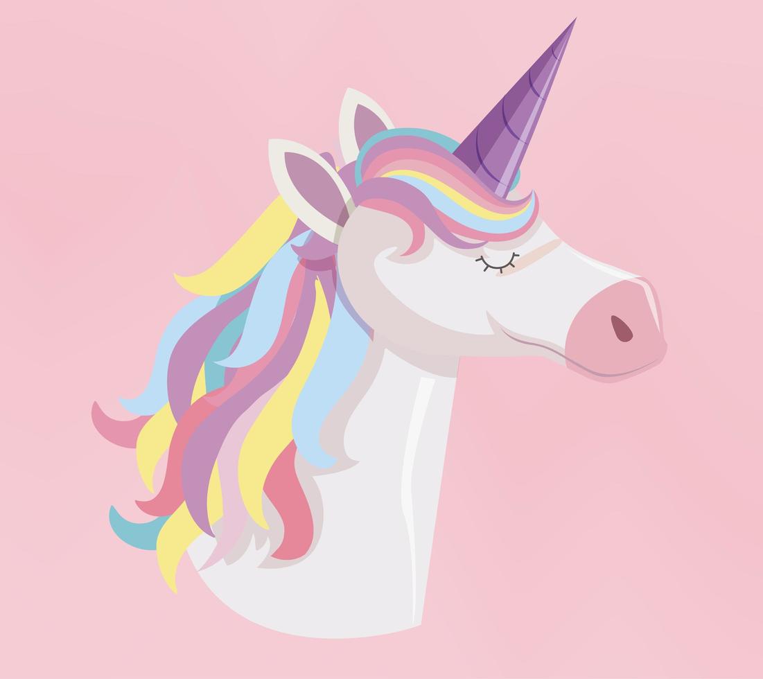 Cabeza de unicornio con melena de arco iris y cuerno aislado sobre fondo rosa vector