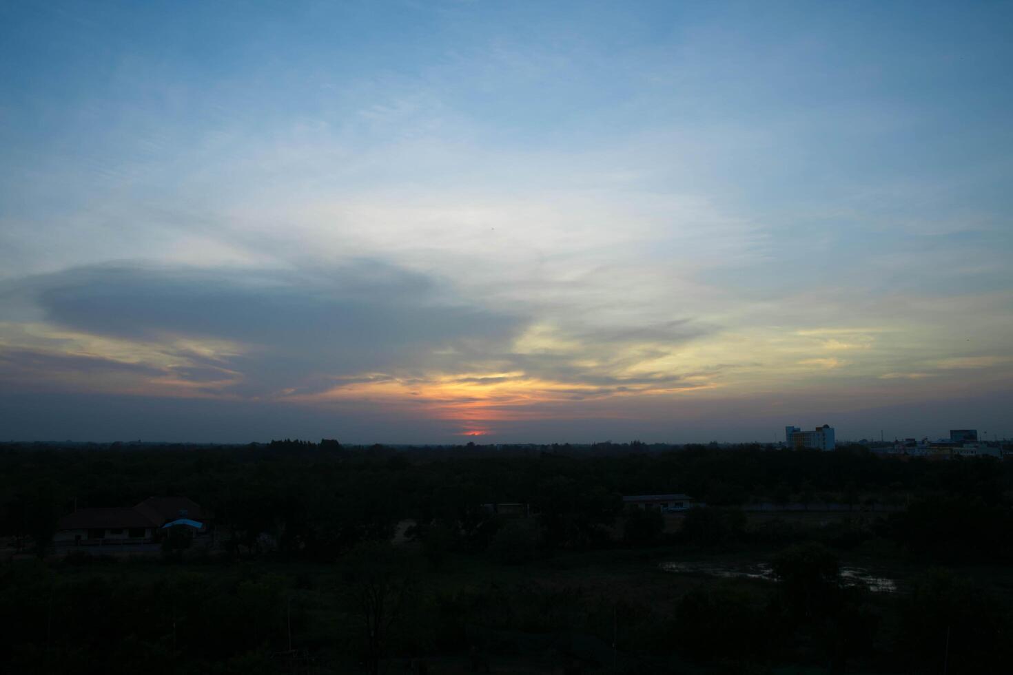 cielo al atardecer foto