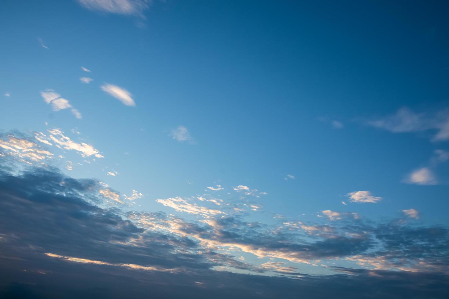 cielo al atardecer foto