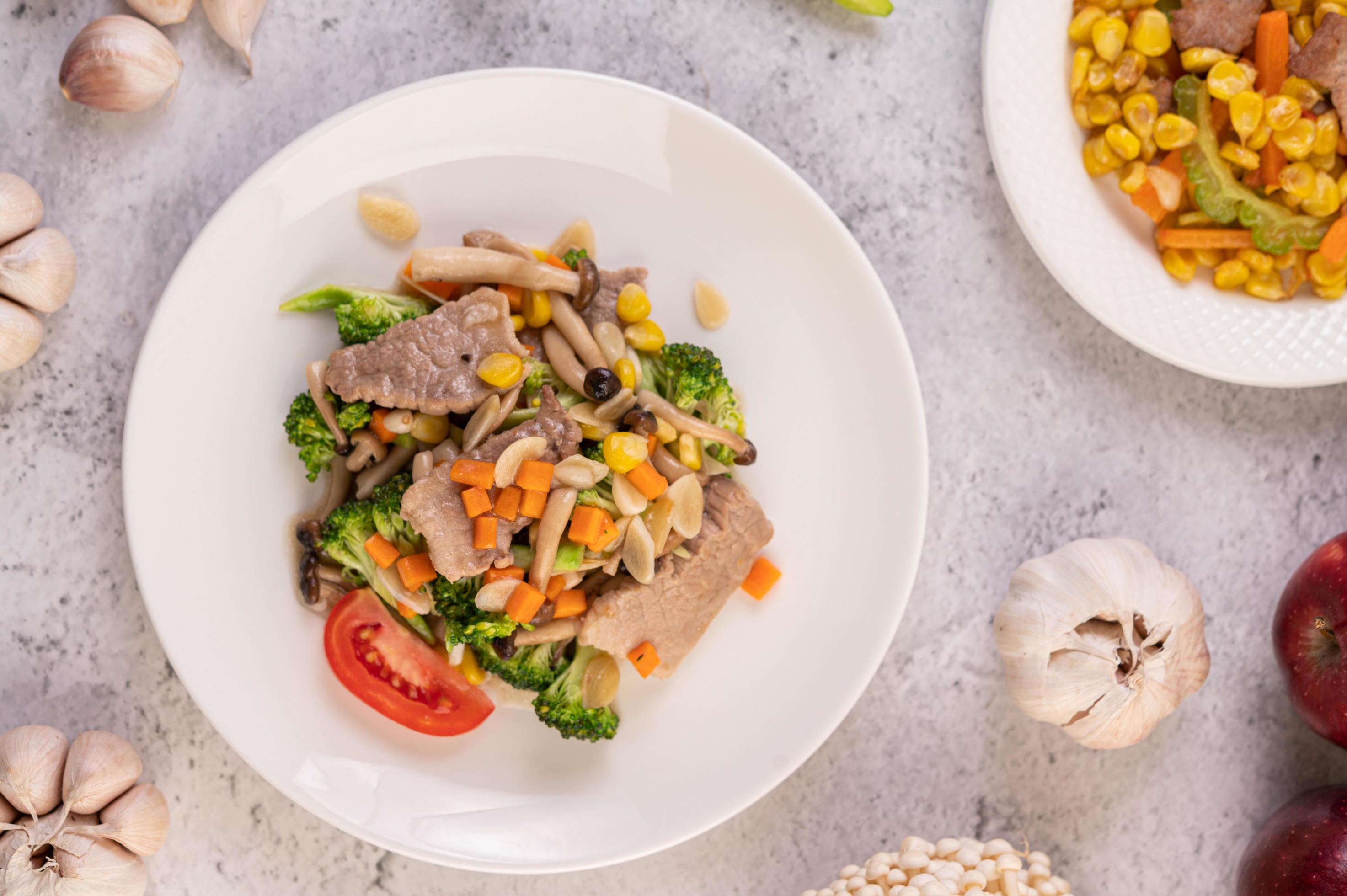 Stir-fried mixed vegetables with pork 1827236 Stock Photo at Vecteezy