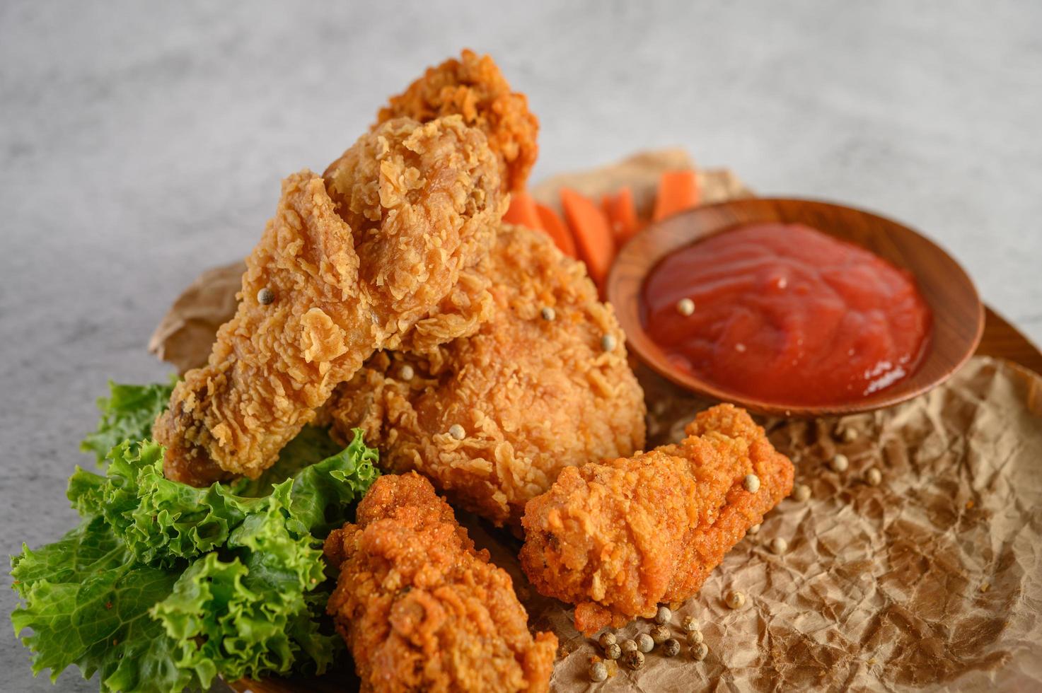 Crispy fried chicken with sauce photo