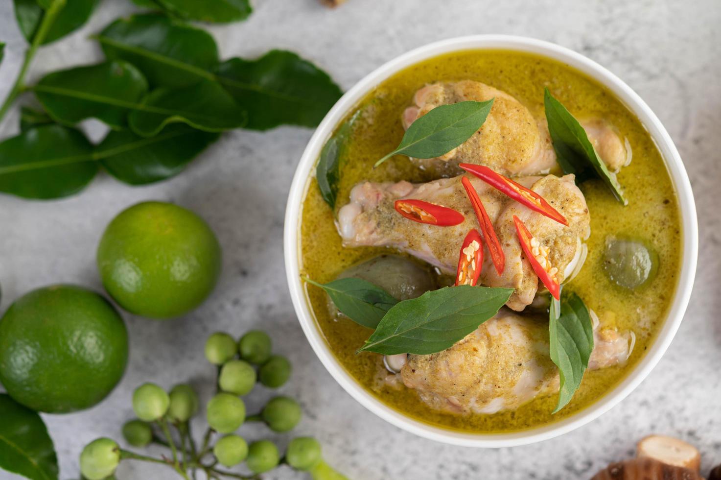 Green curry chicken photo