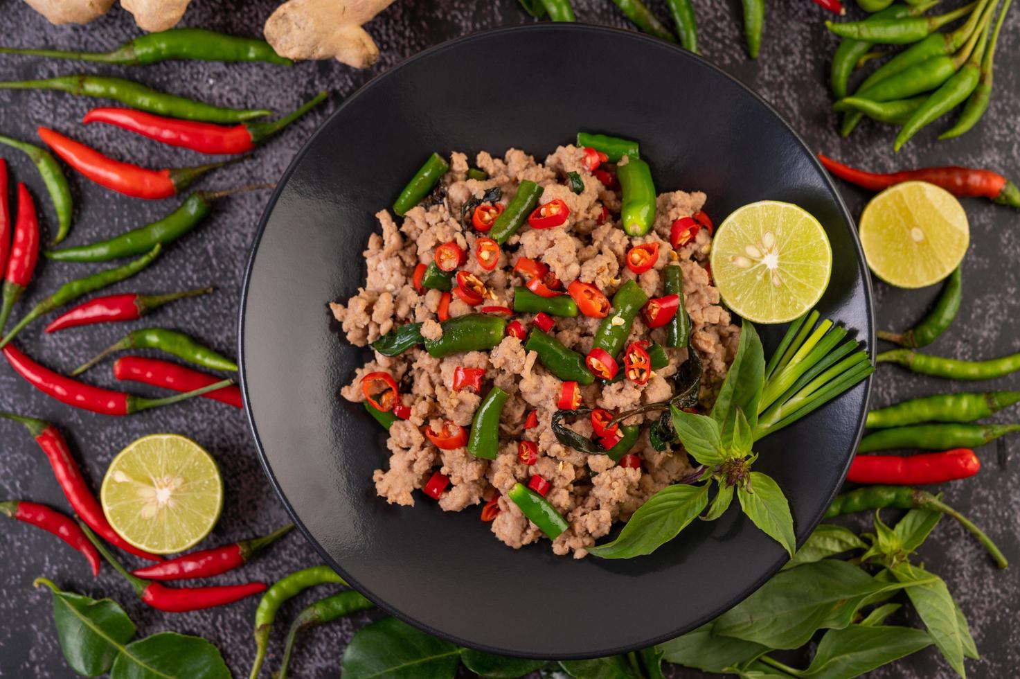 Stir-fried pork basil with vegetables photo