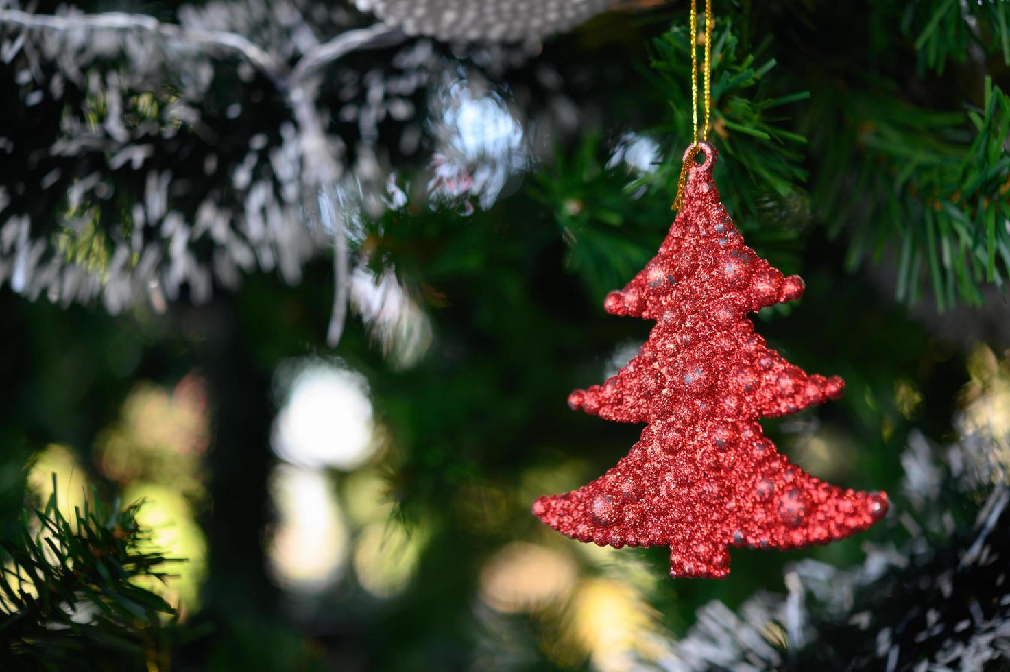 primer plano, de, árbol de navidad, adornos foto