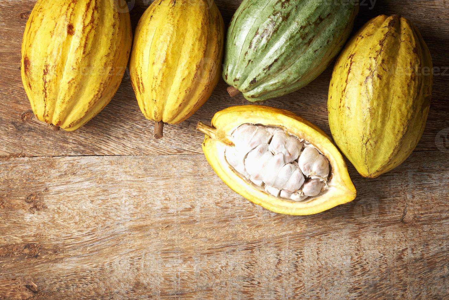 cocoa fruit 1847884 Stock Photo at Vecteezy