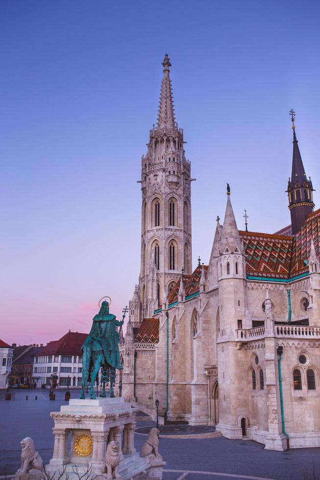 la iglesia de matías en budapest foto