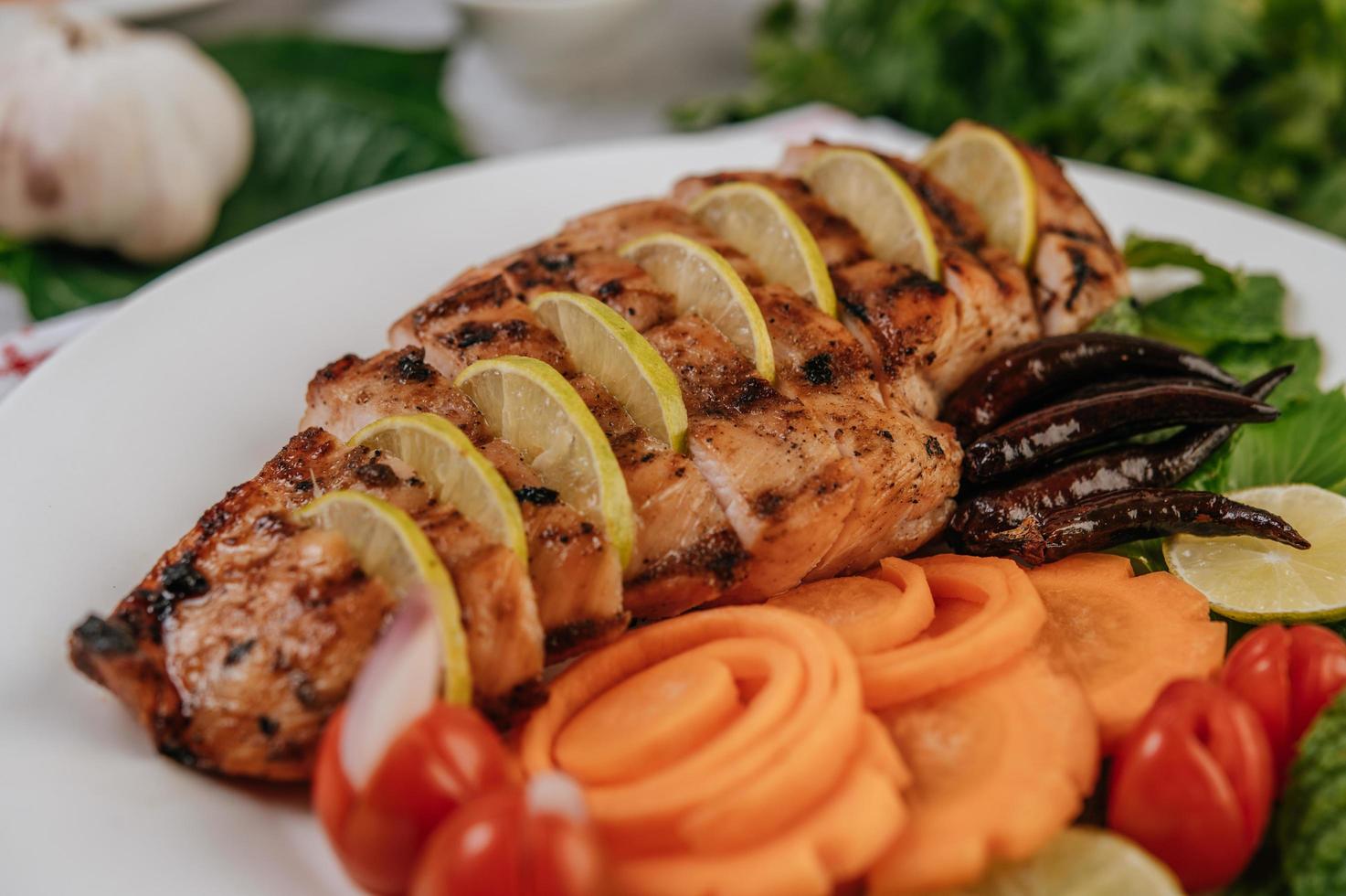 Sliced grilled gourmet chicken photo