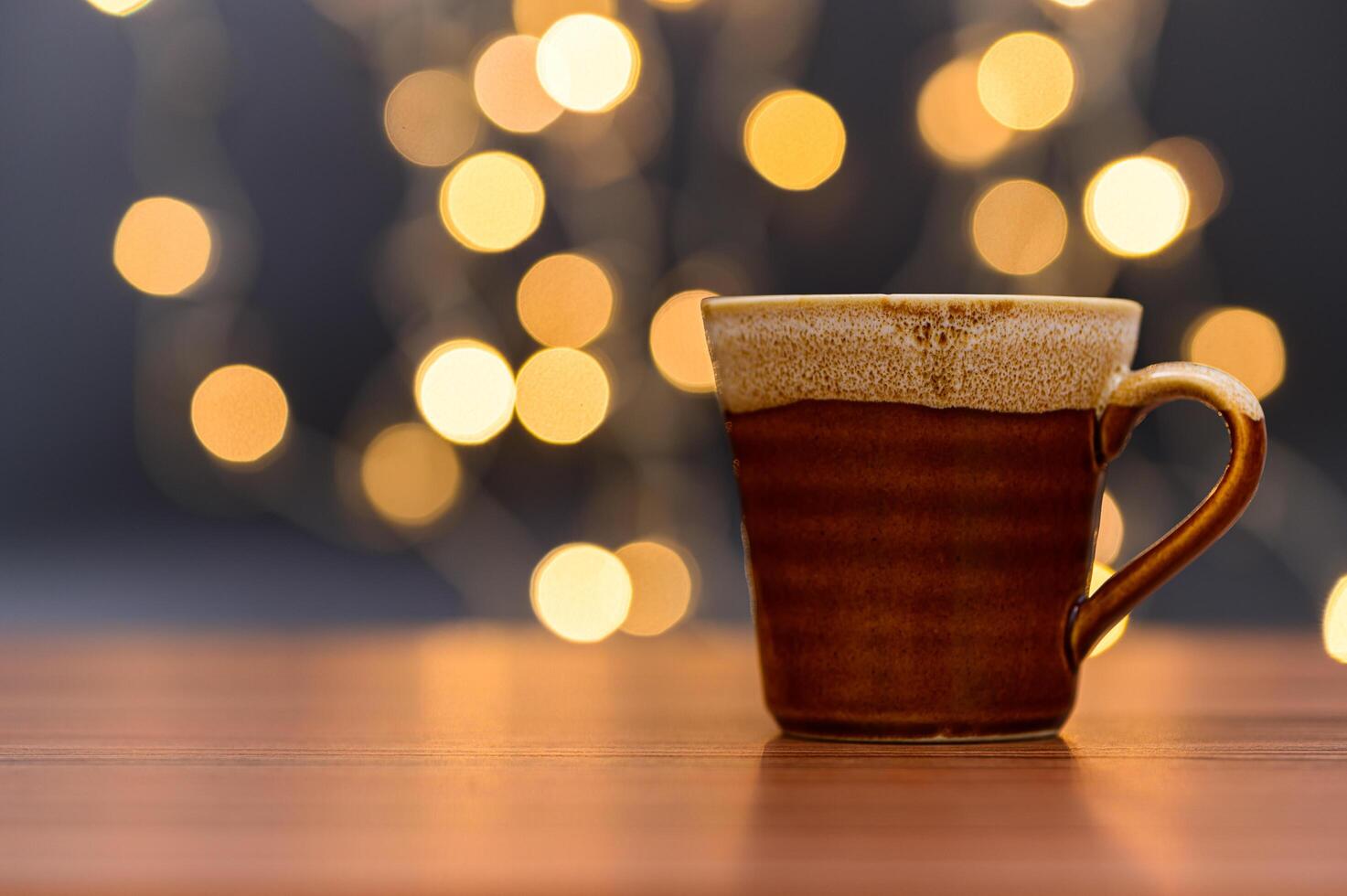 taza de café en el escritorio foto