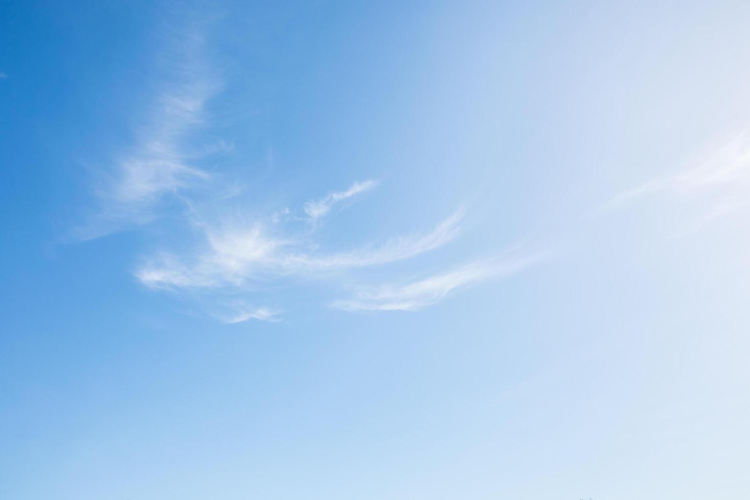 el cielo y las nubes foto