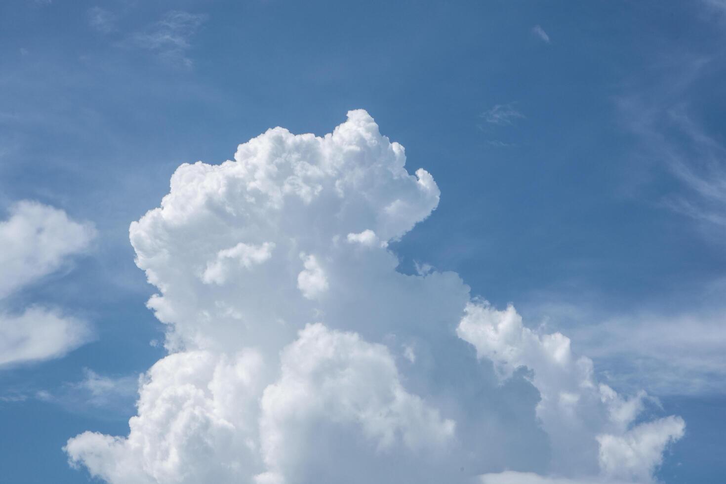 nubes en el cielo foto