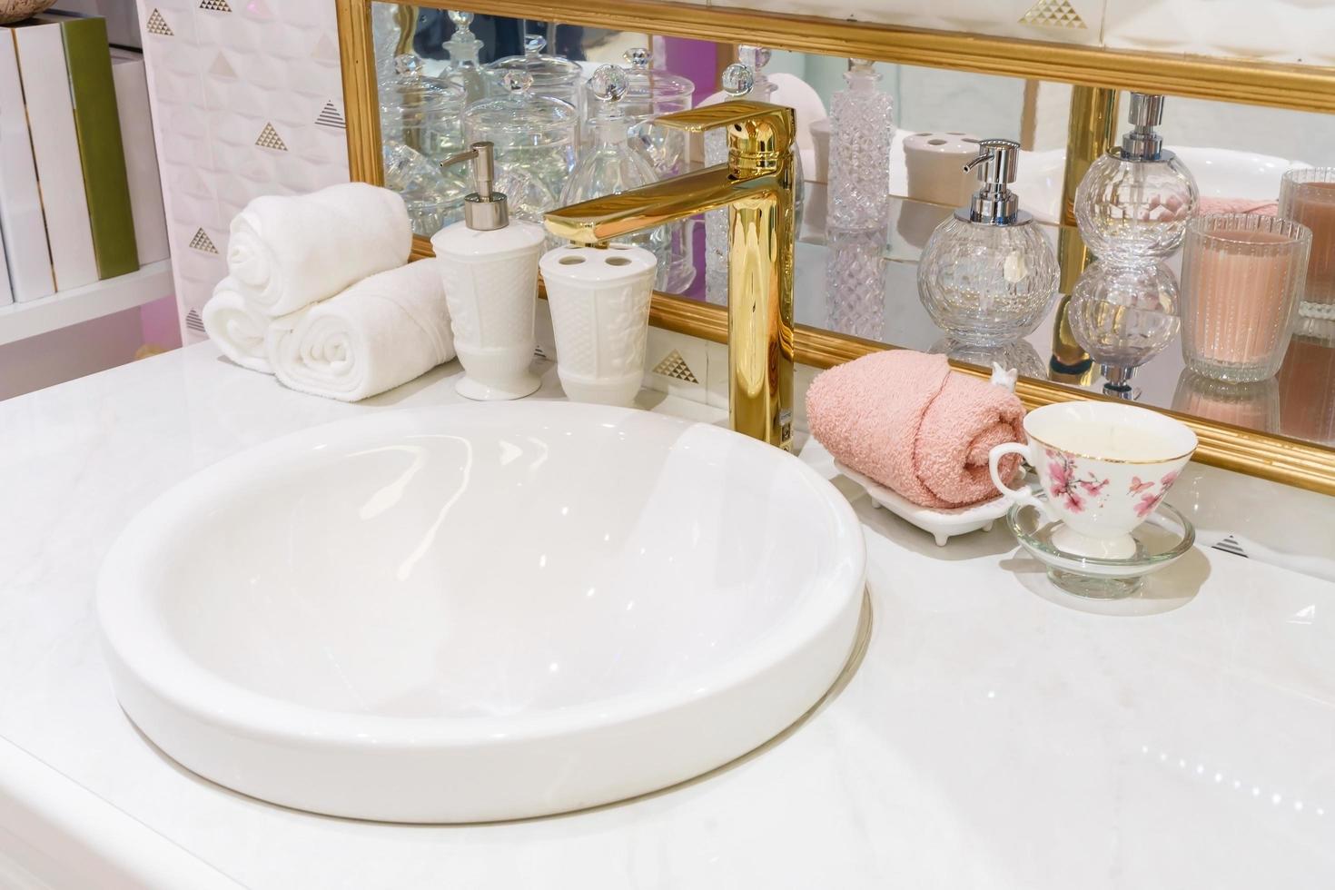 Clean bathroom sink photo