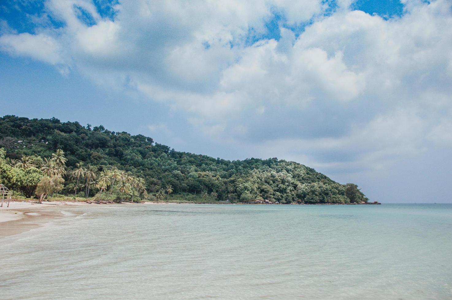 Vietnam beach paradise photo